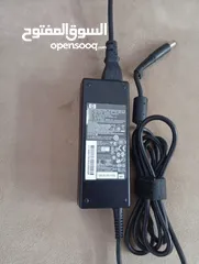  1 شاحن لابتوب HP أصلي 90W مستعمل- حالة ممتازة جداً