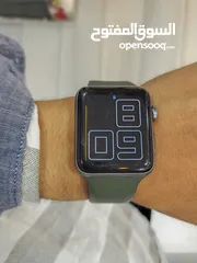 1 فقط   Apple Watch Series 3 42MM بحالة ممتازة جدا