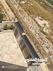  19 إيڤل للقرميد والديكورات الخشبية