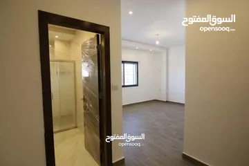  23 شقة مميزه طابق اول  في ضاحية امير علي