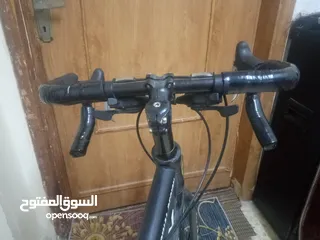  8 بسكليت سباق غيارات للبيع بحال ممتازه