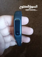  2 ساعه يد ذكيه جارمن الأصلية (GARMIN vívosmart 4) مستعمله شهرين