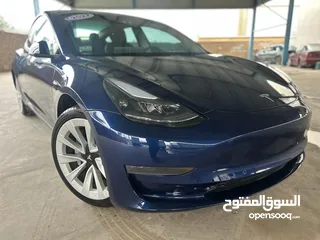  5 ‏Tesla Model 3 clean title ( Autoscore A ) 2022
