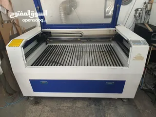  2 ماكينة ليزر سي ان سي للبيع بحالة الوكالة  laser machine cnc for sale 150w مساحة عمل 130*90 work spac