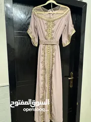  3 قفطان نسائي فخم من تصميم مصمه سعوديه استعمال مرتين