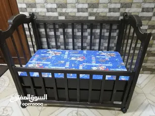  2 تخت بيبي خشب