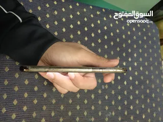  8 ايفون xs زيرو مفيهوش خربوش