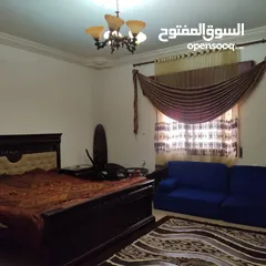  10 منزل في شبنة للبيع