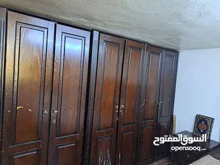  19 عفش نظيف بداعي الترحيل للبيع المستعجل بسعر جيدمكون من خزانه وكومدينه عدد 2وتخت مجوز مع فرشه