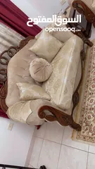  1 طقم كنب استعمال خفيف خشب ممتاز غير مهلوك ابدا ولا فيه اي خشط