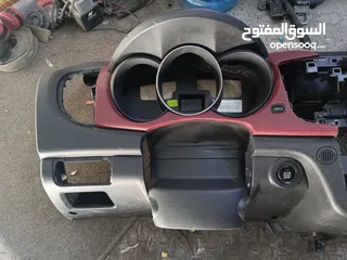  3 قشره تابلو وجحش وسط كامل كيا فورتي ميوزك بتركب من موديل 2010 /2013 وكاله مع البصمه واليرباق