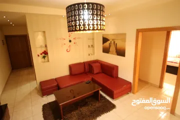  8 شقة مفروشة للايجار في الشميساني شارع الثقافة من المالك مباشرة - عمان الاردن