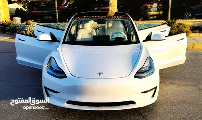  26 تيسلا 2021 فحص كامل 7 جــيــد بدون ملاحظات غرفة جلد ابيض جنط19 لون مميز بحالة الوكالة حره بسعر لقطة