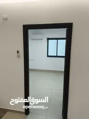  22 مكتب للايجار
