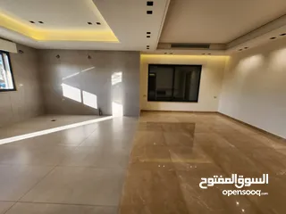  18 شقة فارغة للبيع في عبدون ref : 14391
