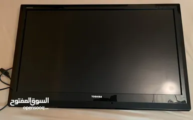  1 شاشة تلفزيون توشيبا 40 بوصة LCD Toshiba