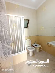  3 شقة مجددة بالكامل تلاع العلي