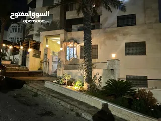  11 شقة للايجار حي المنصور شارع الاردن ارضي مساحه 180 م