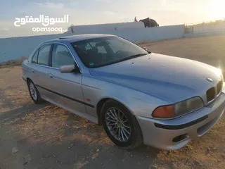  8 بي أم 525 BMW