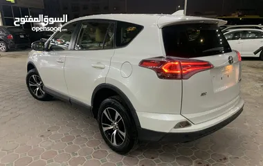  10 Rav 4 , 2016 GCC excellent condition zero accidents original paints 205 km agency maintained