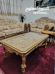  5 أثاث غرفة جلوس كامل (طقم كنب +طاولة صالون +3 طاولات صغيرة) بحالة جيدة جداً بسعر مغري