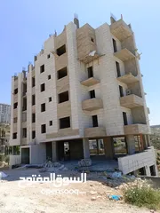  6 شقه للبيع في بيت وزن تحت الملعب