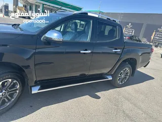 13 بكم مستبيشي 2022 للبيع