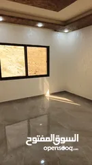  17 عمارة طابقية مميزة جداً للبيع عبارة 4 طوابق / القويسمة