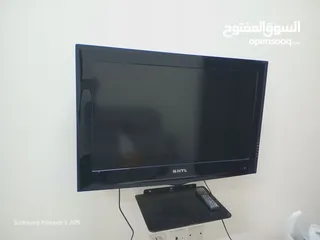  1 Old lcd with smart device for sale