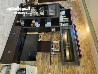 5 خزانه غرفه جلوس بحالة جيدة تحتاج للقليل من الصيانه