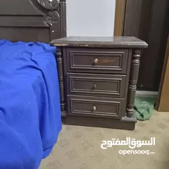  6 غرفه نوم لاتيه 18 بحاله جيده جدا سرير مع خزانة ودرجين وتسريحة مستعملة للبيع