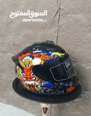  2 خوذ مصنفات Dot اصليات  يوجد خدمة توصيل للمحافظات