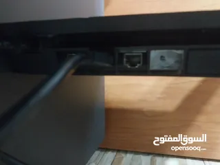  6 بلايستيشن 4 مستعمل اقل من سنة وكالة مش مصلح مع سي دي فيفا 23 و يدتان فيهم عطل موضح بالوصف