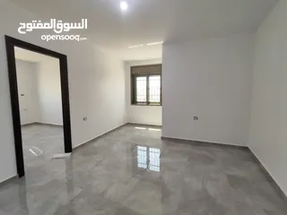  12 للإيجار – شقة جديدة ومميزة في أول رافات-قرب سنقرط وصالات الهاشم سابقًا