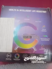 3 ساعه وسماعه وبتقدر الخاصيات موجوده بالصور للي حاب يتأكد