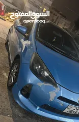  4 تويوتا بريوس سي