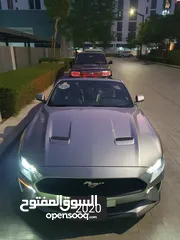  8 Ford Mustang premium 2020