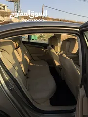  15 باسات  بنزين 1800 تيربو موديل 2012 المسافه المقطوعه 115،800 فل عدا فتحه بصمه بواب  بصمه تشغيل