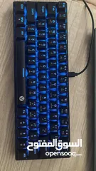  1 للبيع كيبورد بيكانيكال بلو سويتش rgb بسعر نار