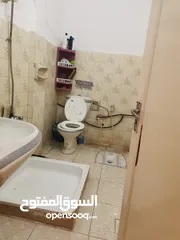  5 شقة للبيع في منطقة الغويرية صيدلية فريج مساحة وتهوية ممتازة ومنطقة مخدمة بسعر مغري