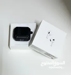  2 Apple AirPods 3rd Gen like New with the box and cover