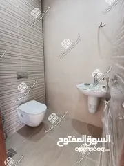  2 شقة فاخرة - لم تسكن - الرابية - 3نوم1ماستر - 190م - قرب الخدمات - موقع هادئ ومميز