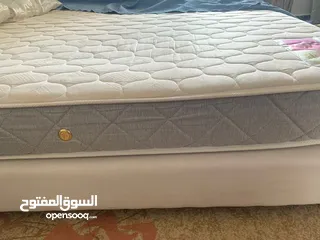  1 تخت مفر ونص مستعمل مع الفرشه بحال الجديد