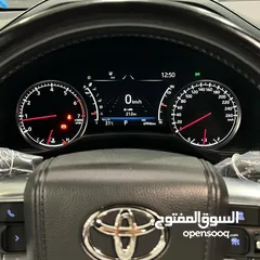  3 للبيع فقط لاندكروزر VXR موديل 2022 بحالة الوكالة