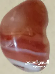  23 حجاره احجار كريمه عقيق و يماني و اوبال حجر القمر زمرد فيروز كهرمان  حجم معدل 2 سم
