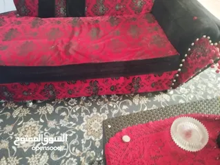  2 كورنر  احمر واسود وفضي للببيع