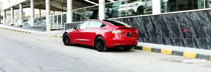  3 تيسلا 2023 model 3 فحص كامل 4 جــيــد ممشى قليل 18 الف بحالة الوكالة لون مميز بسعر لقطة ومحروووق