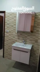  17 شقة مشطبة حديثا للبيع