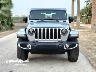  2 2021 Jeep wrangler Sahara fully loaded