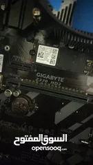  1 موجود مذبورد Z370 gagbayt مع معالج i5th8 مع مبرد deeb cool